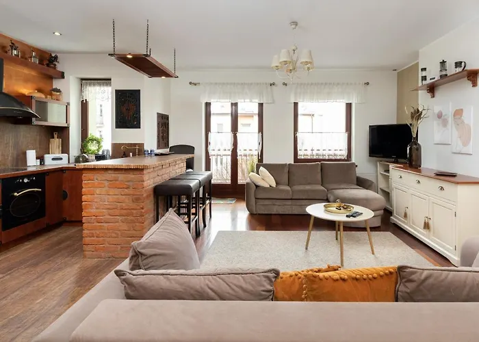 Gdynia Centrum Wyjatkowy Apartament Przy Promenadzie Z Balkonem By Noclegi Renters